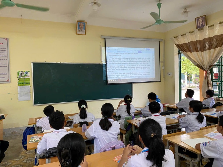 TRƯỜNG THCS THANH YÊN TỔ CHỨC BUỔI TUYÊN TRUYỀN VỀ VỆ SINH CÁ NHÂN, VỆ SINH MÔI TRƯỜNG VÀ PHÒNG CHỐNG BỆNH TRUYỀN NHIỄM